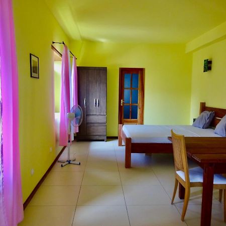 Apartment With Sea View Near The Beach And The Village Center! Tarrafal  Kültér fotó
