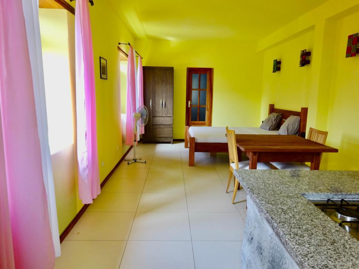 Apartment With Sea View Near The Beach And The Village Center! Tarrafal  Kültér fotó