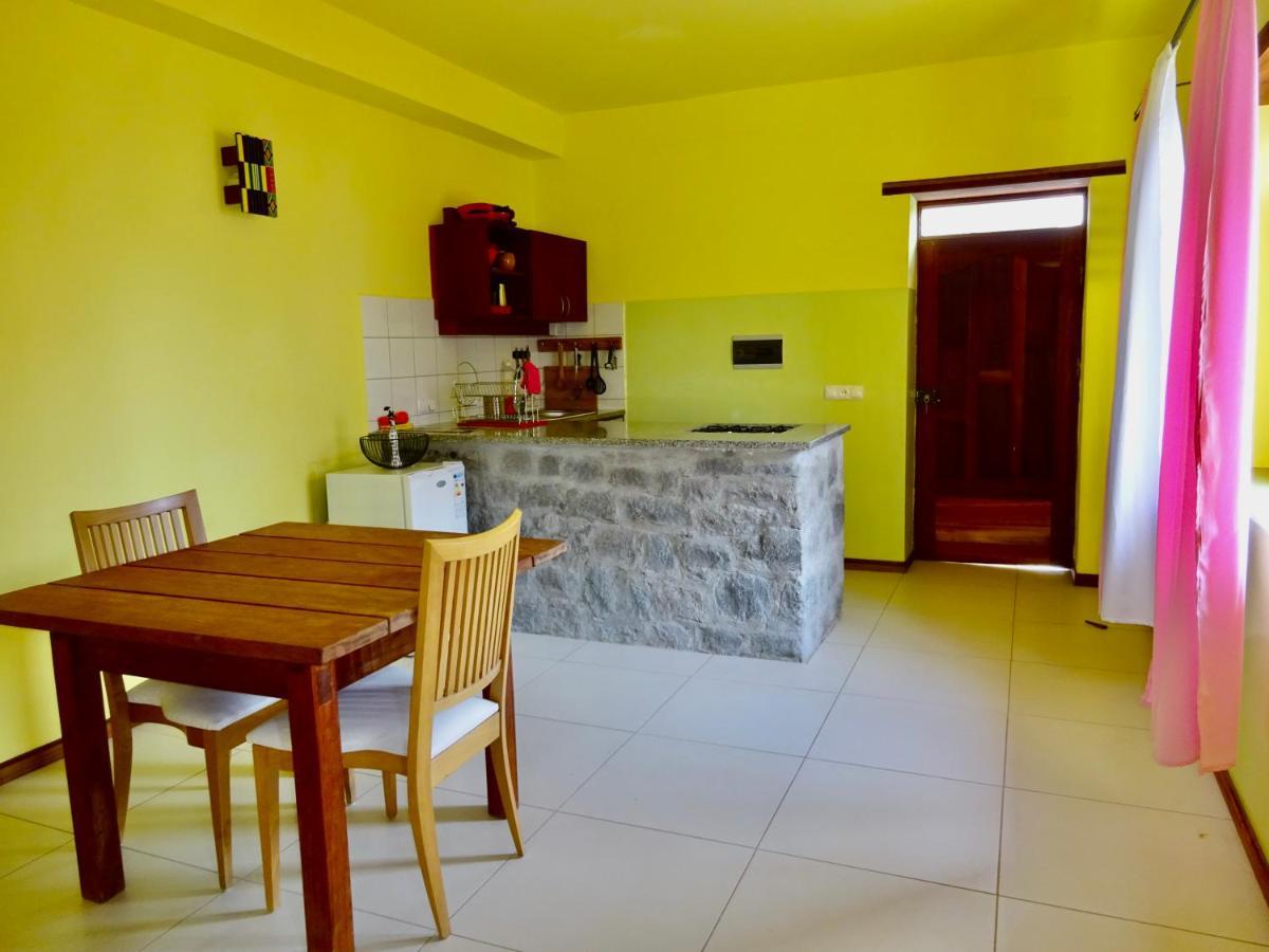 Apartment With Sea View Near The Beach And The Village Center! Tarrafal  Kültér fotó